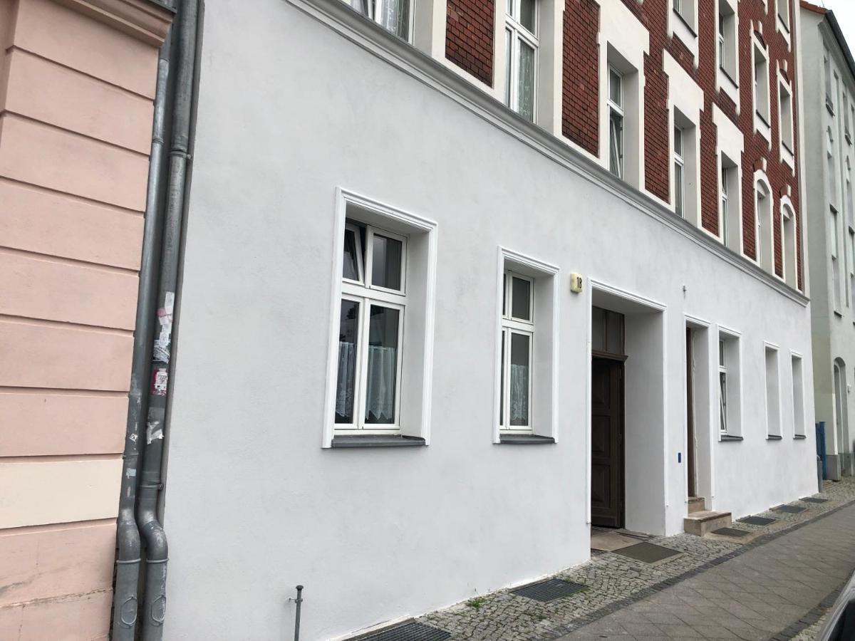 Modernes Apartment Lieblingsfleck I 2 Schlafzimmer I 4 Betten I Zentrumsnah Eberswalde المظهر الخارجي الصورة